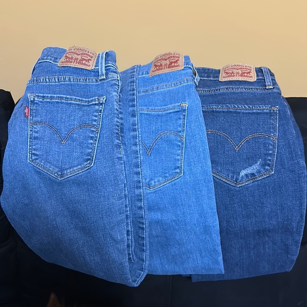 Levi’s skinny jeans bundle